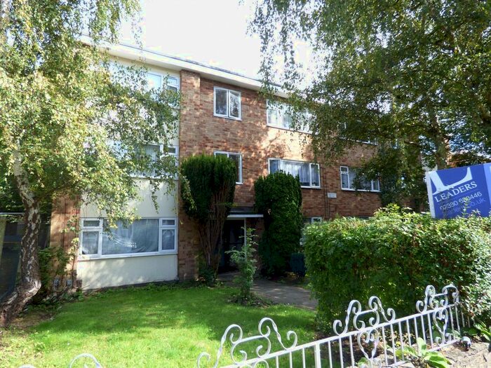 1 Bedroom Flat To Rent In Bartlett House, Woodside Road, Portswood, Southampton, SO17