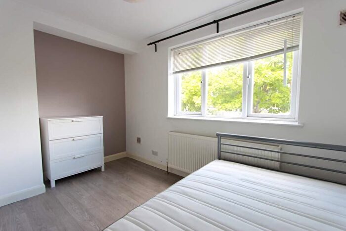 1 Bedroom House Of Multiple Occupation To Rent In Goldings Crescent, Hatfield, AL10