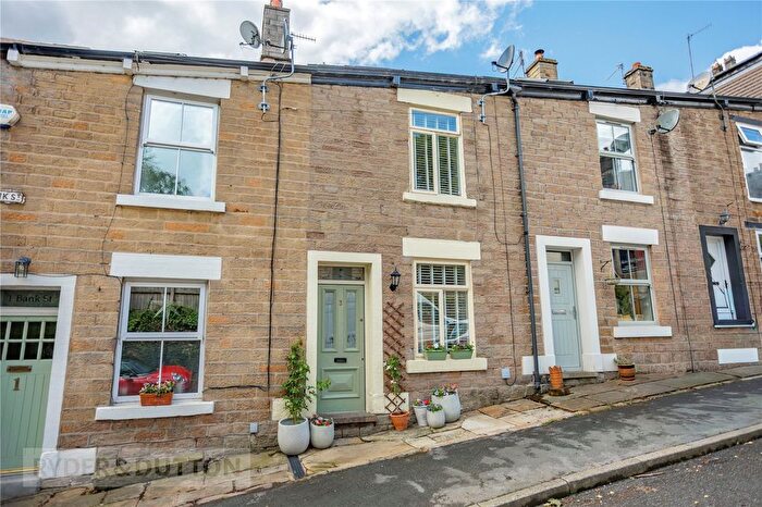 2 Bedroom Terraced House For Sale In Bank Street, Broadbottom, Hyde, Greater Manchester, SK14