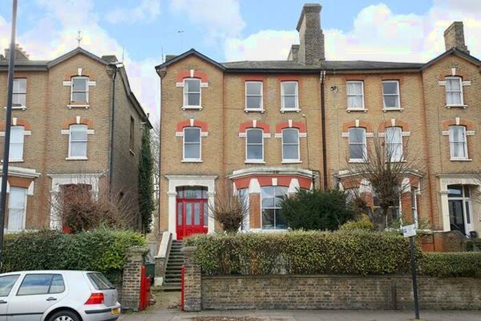 2 Bedroom Apartment To Rent In Dulwich Road, Herne HIll, London, SE24