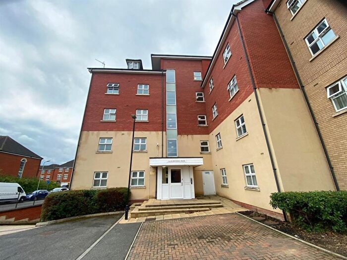 2 Bedroom Flat To Rent In Britannia House, Palgrave Road, Bedford, MK42