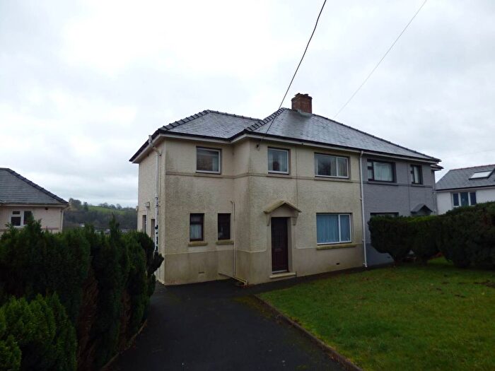3 Bedroom Property To Rent In Heol-Y-Gilfach, Llandysul, Ceredigion, SA44