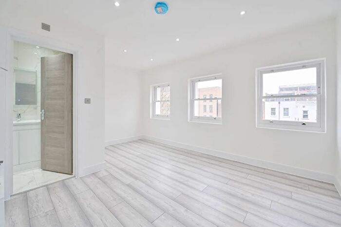 4 Bedroom Flat To Rent In Old Kent Road, London, SE1