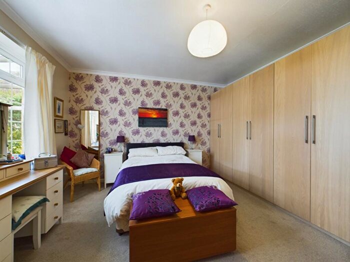 4 Bedroom Chalet For Sale In Pastures Avenue, Littleover, DE23