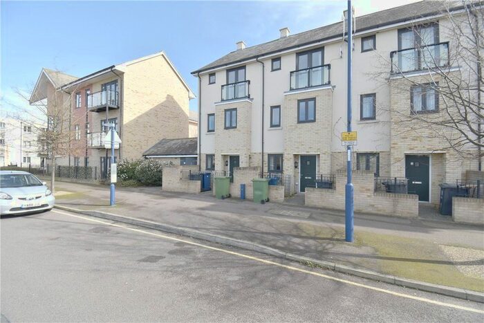 4 Bedroom End Of Terrace House To Rent In Ring Fort Road, Cambridge, CB4