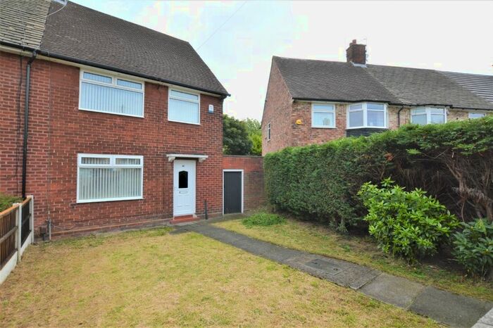 3 Bedroom Semi-Detached House To Rent In Woodvale Road, Woolton, Liverpool L25
