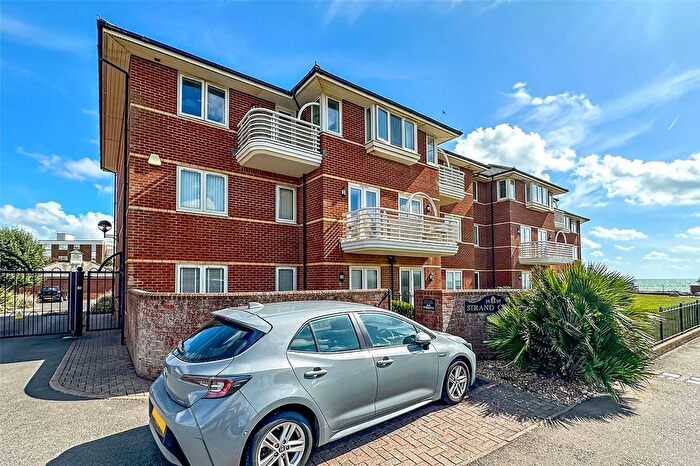 2 Bedroom Flat For Sale In Harsfold Road, Rustington, West Sussex, BN16