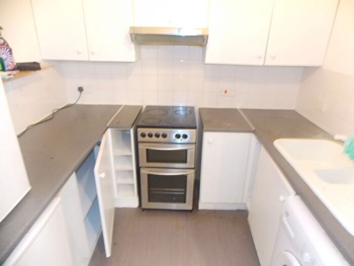 1 Bedroom Flat To Rent In Mallard Court, Ley Street, Ilford, IG1
