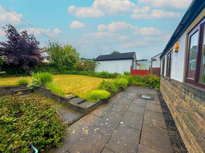 2 Bedroom Detached Bungalow For Sale In Greenacres Drive, Keighley, BD20
