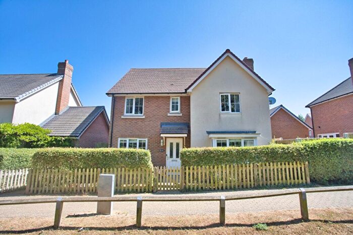 4 Bedroom Detached House For Sale In Holm Oak Walk, Deal, CT14