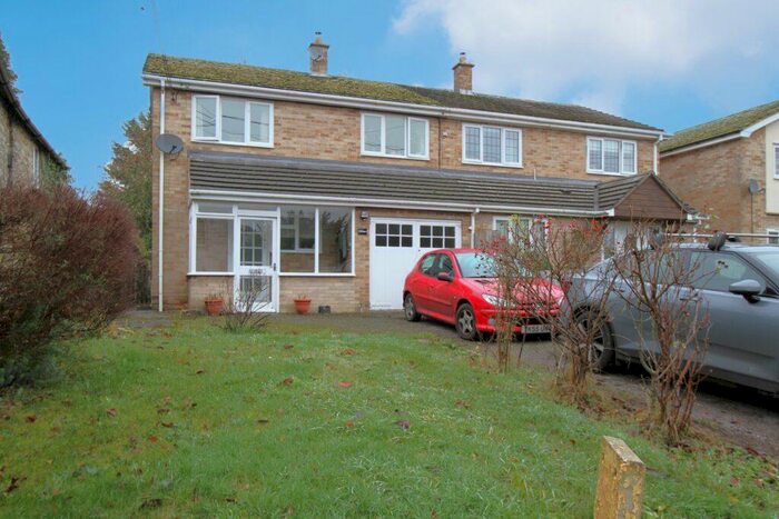 3 Bedroom Semi-Detached House To Rent In Fritwell Road, Fewcott, Bicester, Oxon, OX27
