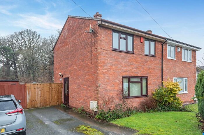 3 Bedroom Semi Detached House For Sale In Woodlands Court, Mancot, CH5