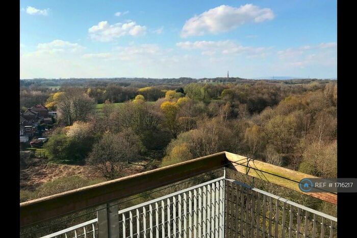 2 Bedroom Flat To Rent In Lakeside Rise, Manchester, M9