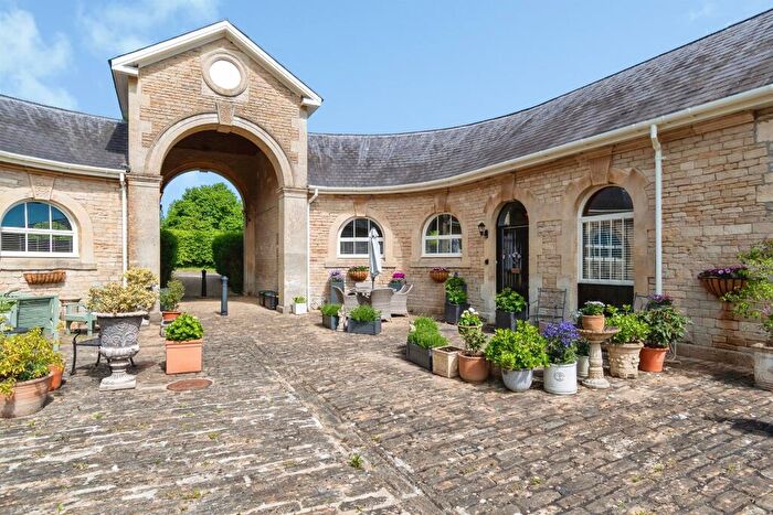 3 Bedroom House For Sale In Academy Drive, Corsham, SN13