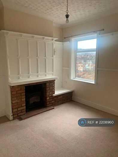 2 Bedroom Terraced House To Rent In Hartshill Road, Stoke-On-Trent, ST4