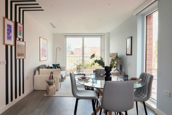 2 Bedroom Flat For Sale In Old Mill Street, Manchester, M4