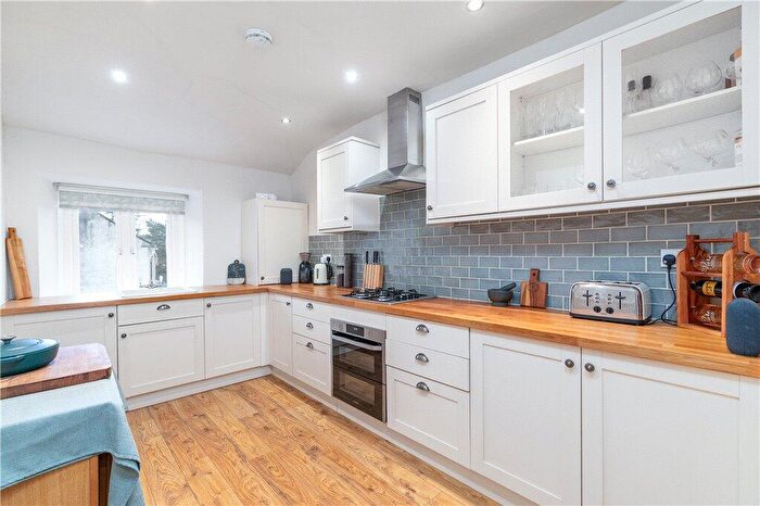 2 Bedroom Apartment For Sale In Mount Pleasant, Ilkley, LS29