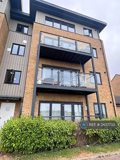 2 Bedroom Flat To Rent In Riverside Wharf, Dartford, DA1