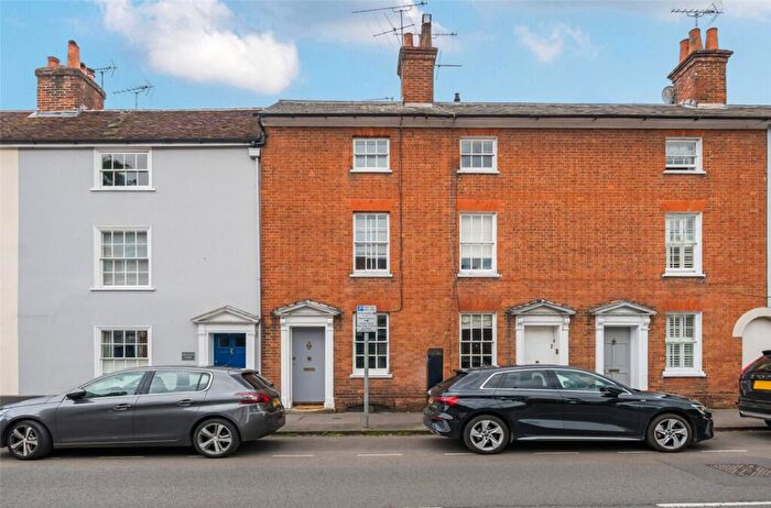 2 Bedroom Terraced House To Rent In West Street, Farnham, Surrey, GU9