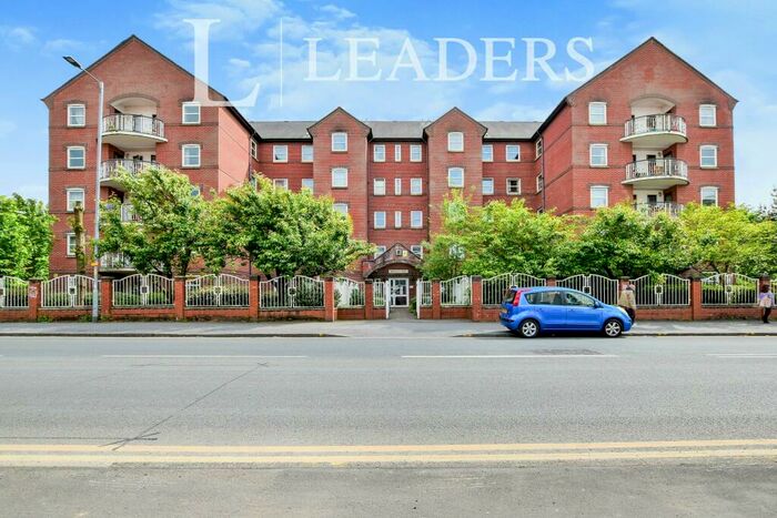 1 Bedroom Apartment To Rent In Melrose Apartments, Hathersage Road, Manchester, M13