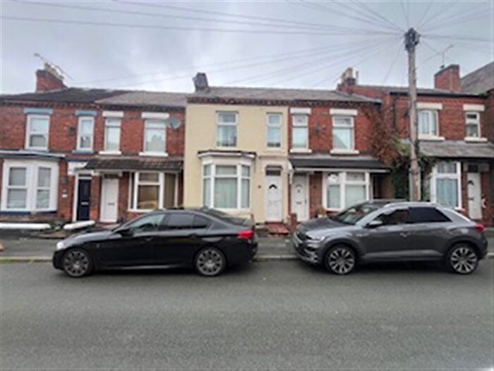 3 Bedroom Terraced House For Sale In Samuel Street, Crewe, CW1
