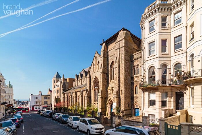 2 Bedroom Flat To Rent In Cambridge Road, Hove, BN3