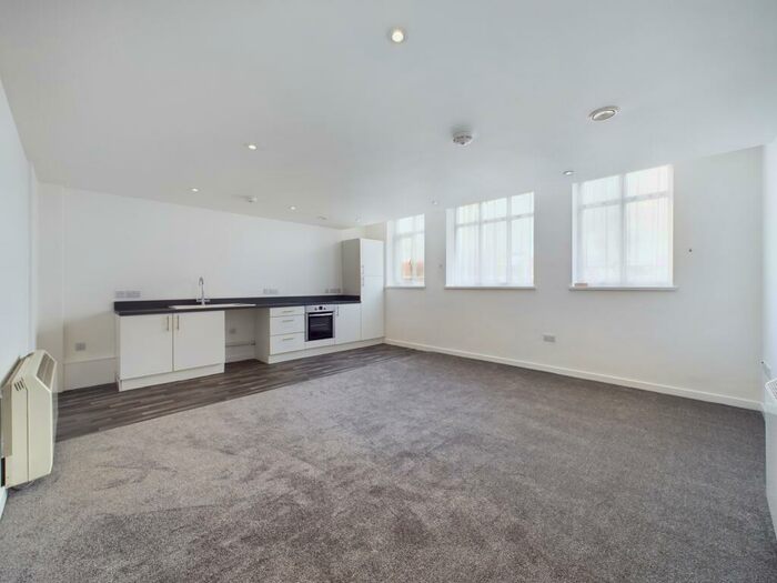 2 Bedroom Apartment To Rent In Queens House, Paragon Street, HU1