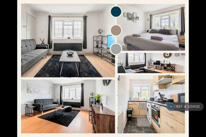 1 Bedroom Flat To Rent In Stevens Close, Epsom, KT17