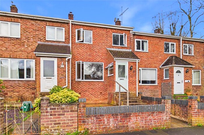 3 Bedroom Terraced House For Sale In Gorselands, Tadley, Hampshire, RG26