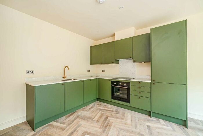 2 Bedroom Property To Rent In Church Road, Hanwell, W7