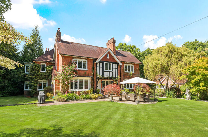 7 Bedroom Detached House For Sale In Forest Road, Burley, Ringwood, BH24