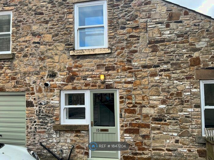 2 Bedroom Terraced House To Rent In Rock St, New Mills, High Peak, SK22