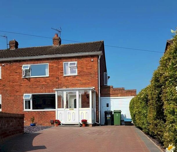 3 Bedroom Detached House For Sale In Hopton Drive Sundorne, Shrewsbury, SY1