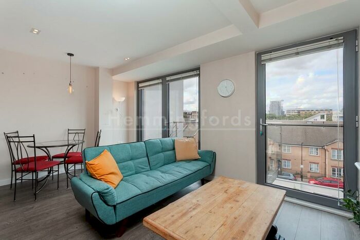 2 Bedroom Apartment To Rent In Pindoria House, Mintern Street, Shoreditch, N1