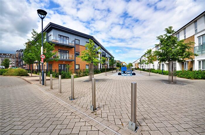 2 Bedroom Flat For Sale In Wintergreen Boulevard, West Drayton, UB7