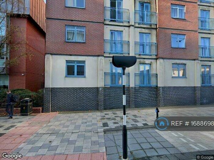 1 Bedroom Flat To Rent In Wellington Street, Swindon, SN1
