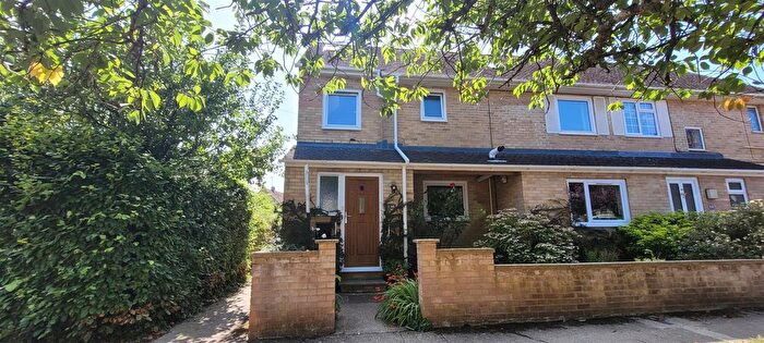 4 Bedroom Semi-Detached House For Sale In Valley Way, Colerne, Chippenham, SN14