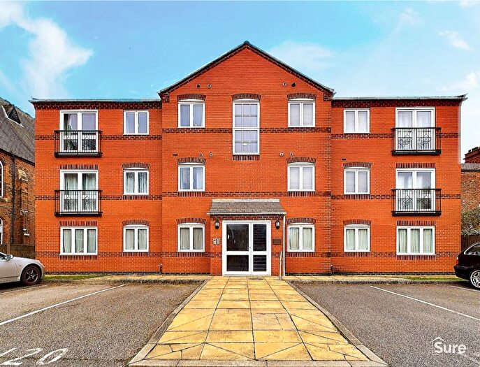 2 Bedroom Flat To Rent In Grants Yard, Burton-On-Trent, DE14