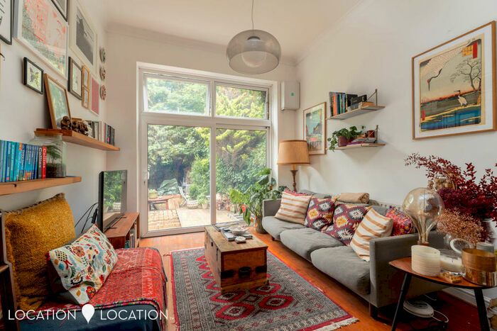 1 Bedroom Flat To Rent In Lordship Park, N16