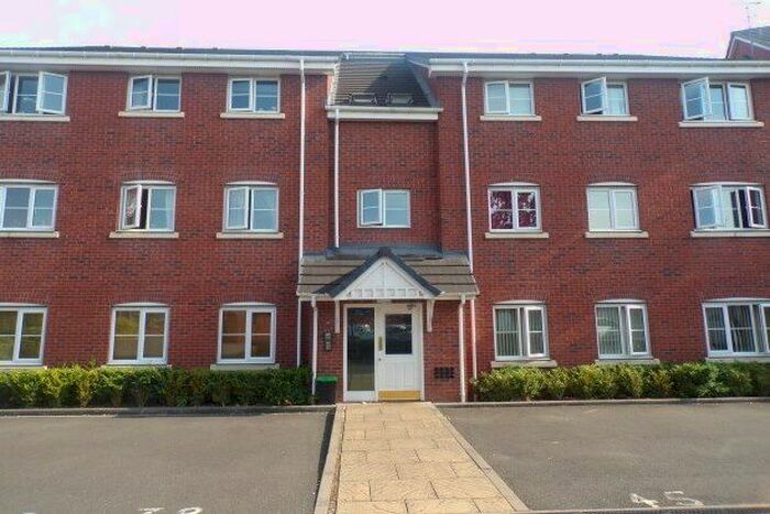 1 Bedroom Flat To Rent In Russell Street, Willenhall, WV13
