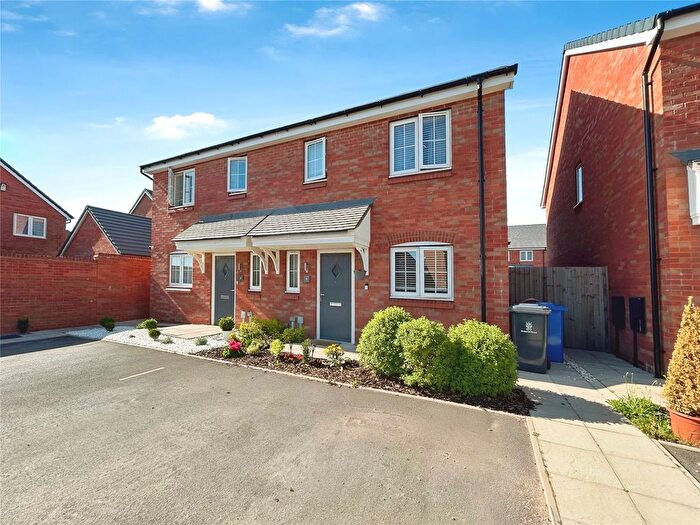 3 Bedroom Semi-Detached House For Sale In Ackton Close, Stoke-On-Trent, Staffordshire, ST3
