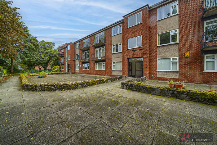 2 Bedroom Apartment For Sale In Haigh Road, Waterloo, L22