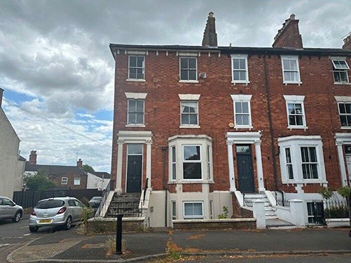 1 Bedroom Flat To Rent In Redwell Road, Wellingborough, NN8
