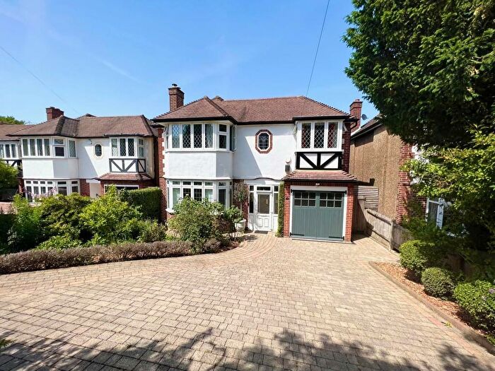 4 Bedroom Detached House To Rent In Croft Road, Sutton, SM1