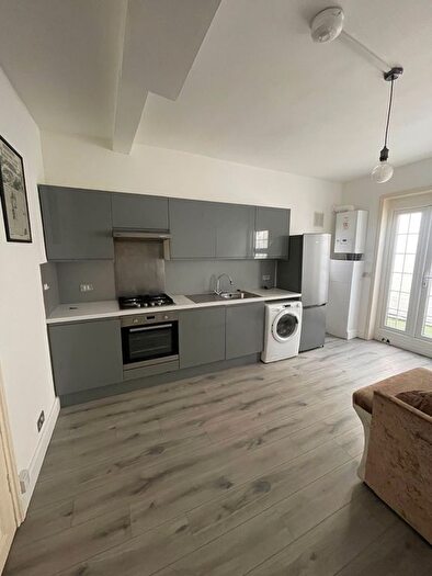 1 Bedroom Flat To Rent In High Street, Abingdon, OX14
