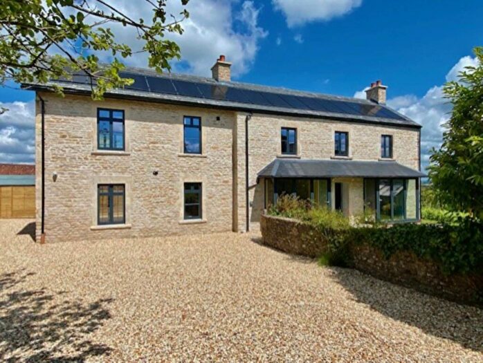 5 Bedroom Detached House To Rent In Ridgeway, Frome, BA11