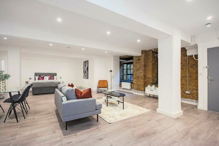 Studio To Rent In Tyssen Street, Dalston, London, E8