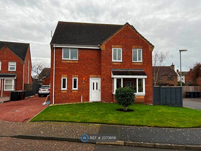 4 Bedroom Detached House To Rent In Finch-Hatton Close, Ruskington, NG34