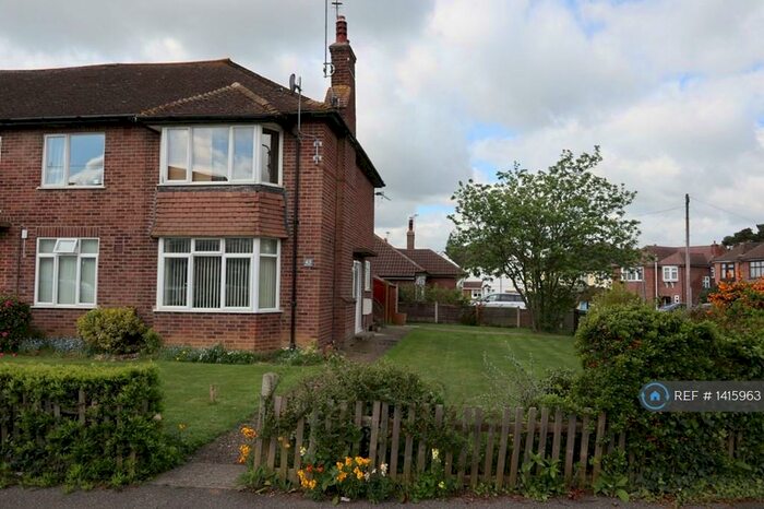 2 Bedroom Maisonette To Rent In Highfield Road, Chelmsford, CM1