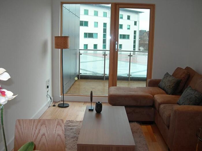1 Bedroom Flat To Rent In Cartier House, Leeds, LS10